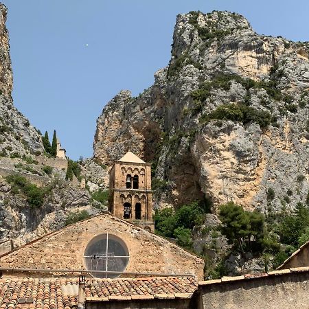 Appartement L'Etoile Moustiers-Sainte-Marie Kültér fotó